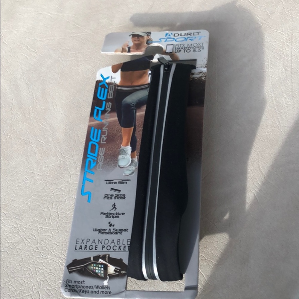 STORAGE RUNNING BELT